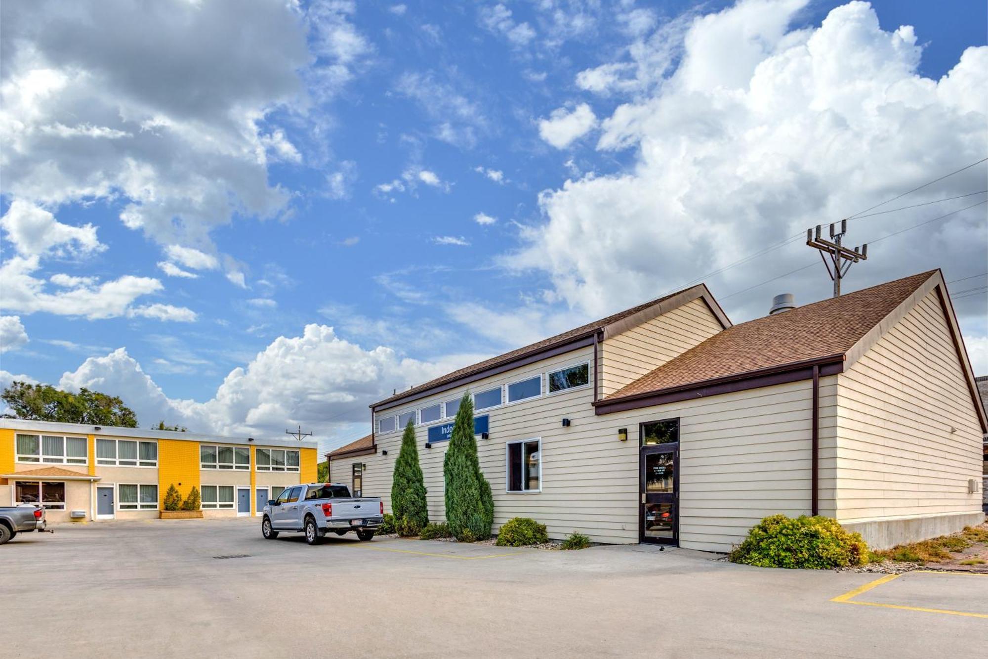 Best Western Lee'S Motor Inn Chamberlain Exterior photo